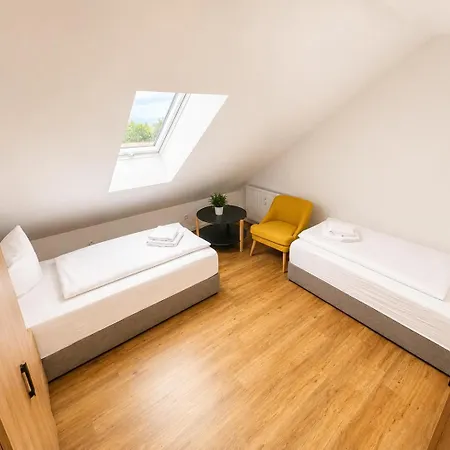Sunnyhome Monteurwohnungen Und In Apartament *